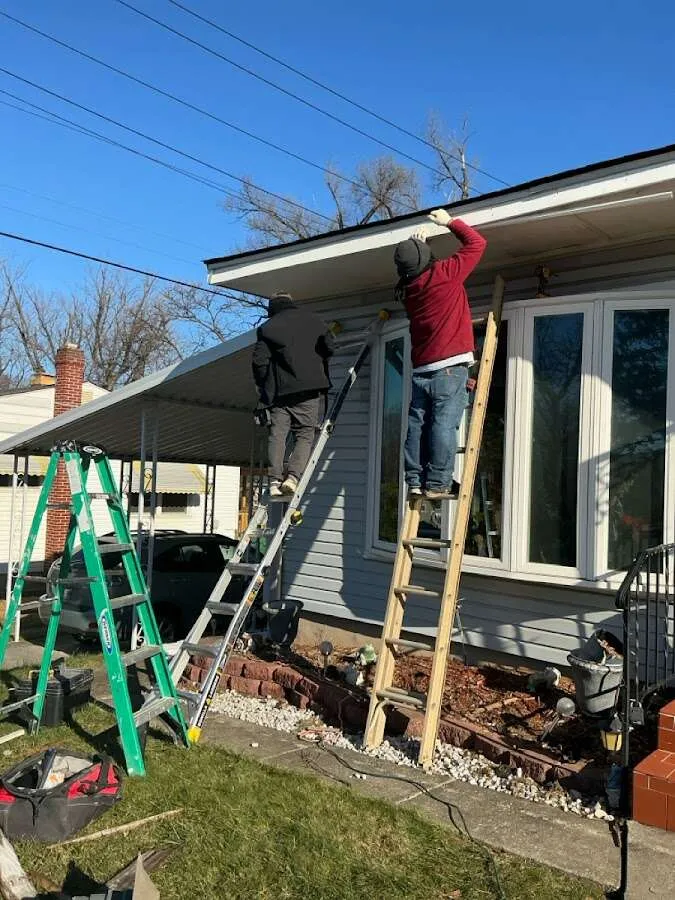 Restoration crew performing exterior repair in Mooresville
